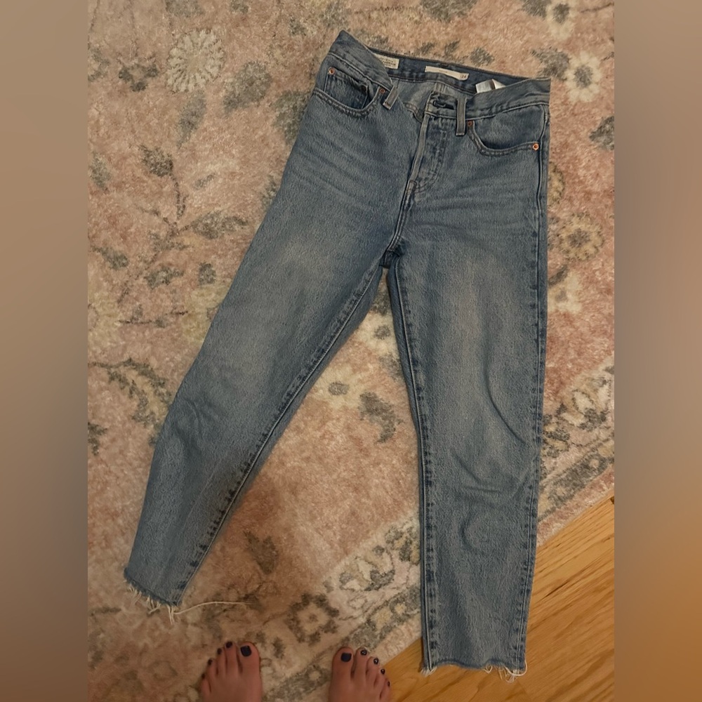 Straight leg wedgie fit Levi’s